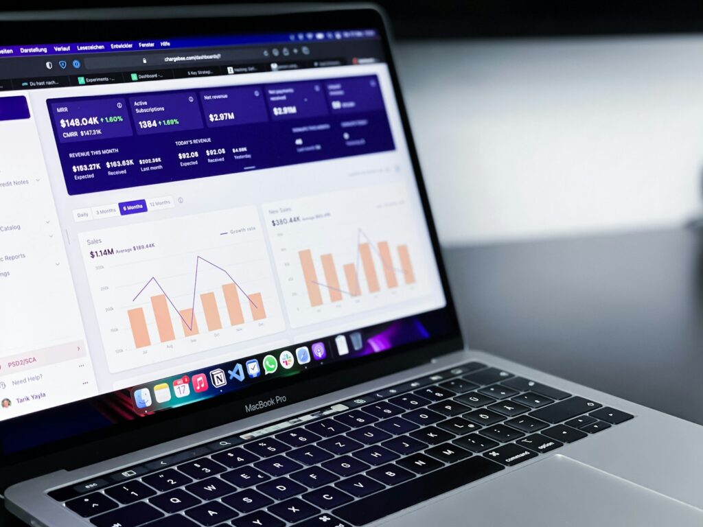 Lead génération B2B - Analytics et performance marketing - NeroLinkMedia